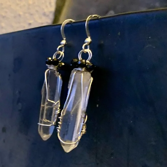 Quartz Crystal Earrings & Black Spinel beads - Picture 8 of 11